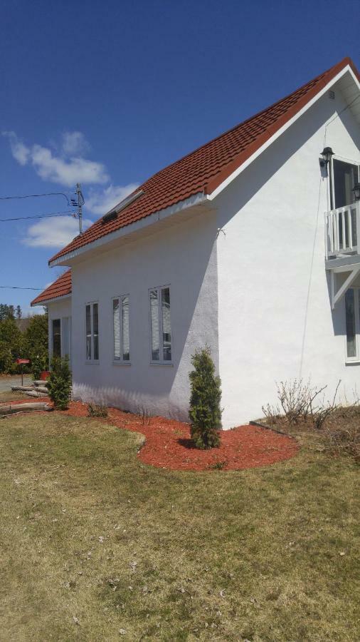 La Maison Du Village, Spa Shawinigan Esterno foto